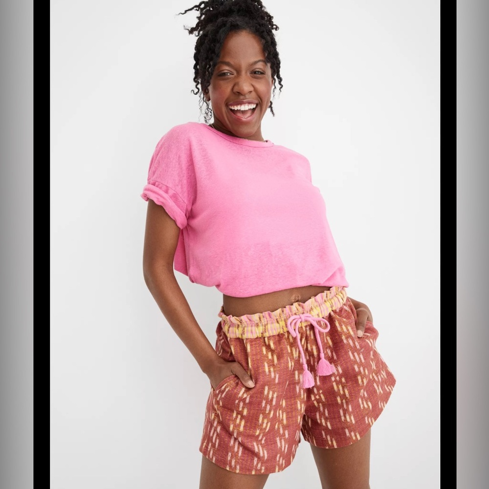 NWOT Women’s Aerie Jacquard High Waisted Shorts size Medium in Yellow Shock